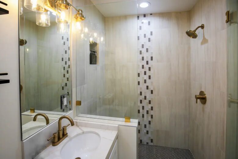 High End Beach House | Steps to Beach - Oxnard, California