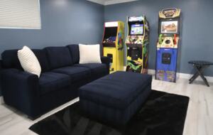 High End Beach House | Steps to Beach - Oxnard, California