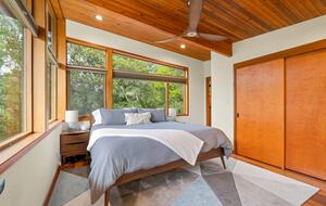 Pure Luxury: Casa Gaga Estates- Vineyard Retreat - Geyserville, California