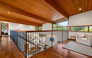 Pure Luxury: Casa Gaga Estates- Vineyard Retreat - Geyserville, California