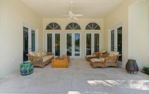 Exclusive Jupiter Sanctuary with Pool - Jupiter, Florida