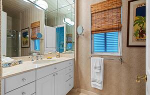 Exclusive Jupiter Sanctuary with Pool - Jupiter, Florida