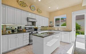Exclusive Jupiter Sanctuary with Pool - Jupiter, Florida