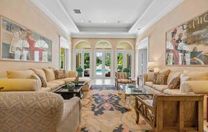 Exclusive Jupiter Sanctuary with Pool - Jupiter, Florida