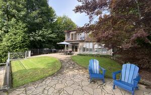 70's Glamour Lakefront Retreat - Hewitt, New Jersey
