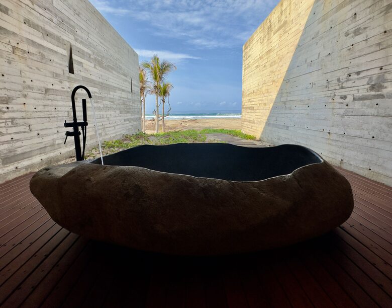 Casa Cova (R) - Puerto Escondido, Mexico