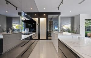 Luxury Beachside Haven | Heated Pool, Gym and Steam - Kingscliff, Australia