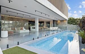 Luxury Beachside Haven | Heated Pool, Gym and Steam - Kingscliff, Australia