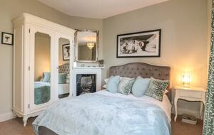 The Coach House - Burton Le Coggles, United Kingdom