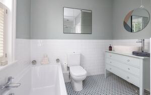 The Coach House - Burton Le Coggles, United Kingdom