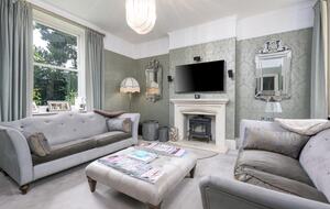 The Coach House - Burton Le Coggles, United Kingdom