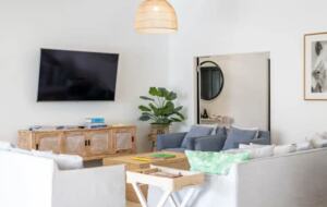 Atherstone | Large Spacious Home, Close Walk to Beaches - Yamba, Australia