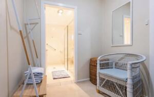 Atherstone | Large Spacious Home, Close Walk to Beaches - Yamba, Australia