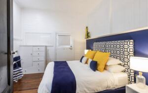 Atherstone | Large Spacious Home, Close Walk to Beaches - Yamba, Australia