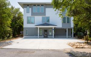 The Metropolitan - Corolla, North Carolina