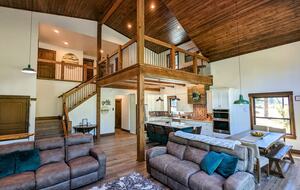 Gorgeous Cabin Getaway | Steps from Lake Cascade - Donnelly, Idaho