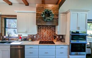 Gorgeous Cabin Getaway | Steps from Lake Cascade - Donnelly, Idaho