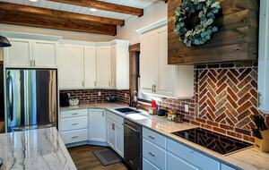 Gorgeous Cabin Getaway | Steps from Lake Cascade - Donnelly, Idaho