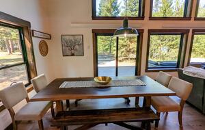 Gorgeous Cabin Getaway | Steps from Lake Cascade - Donnelly, Idaho