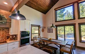 Gorgeous Cabin Getaway | Steps from Lake Cascade - Donnelly, Idaho