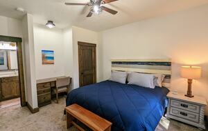 Gorgeous Cabin Getaway | Steps from Lake Cascade - Donnelly, Idaho