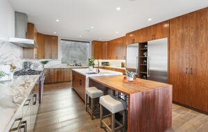 Lavish LA Modern - Franklin Hills - Los Angeles, California