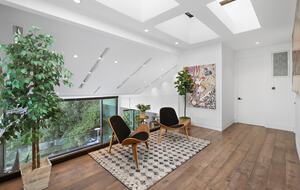 Lavish LA Modern - Franklin Hills - Los Angeles, California