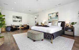 Lavish LA Modern - Franklin Hills - Los Angeles, California