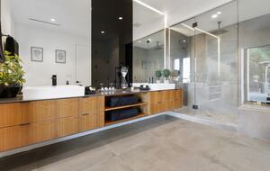 Lavish LA Modern - Franklin Hills - Los Angeles, California