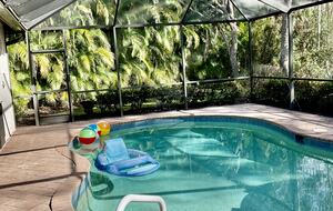 Exquisite Designer’s Home in a Prestigious Gated Community - Naples, Florida