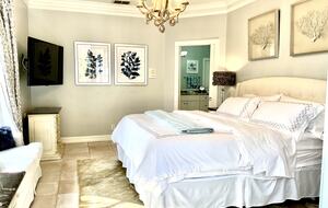 Exquisite Designer’s Home in a Prestigious Gated Community - Naples, Florida