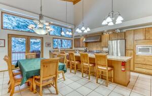 Elk Tracks Lodge - Easton, Washington