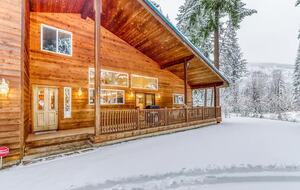 Elk Tracks Lodge - Easton, Washington