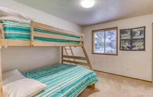 Elk Tracks Lodge - Easton, Washington