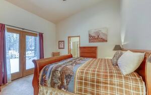 Elk Tracks Lodge - Easton, Washington