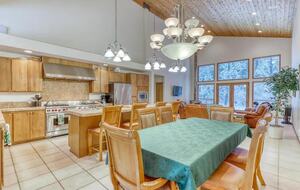 Elk Tracks Lodge - Easton, Washington