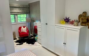 Elegant Contemporary Retreat in Hollywood Knolls - Los Angeles, California