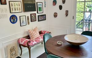 Elegant Contemporary Retreat in Hollywood Knolls - Los Angeles, California