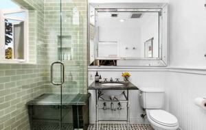 Elegant Contemporary Retreat in Hollywood Knolls - Los Angeles, California