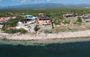 Beautiful Beachfront Hacienda - Baja California Sur, Mexico