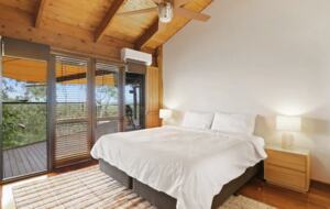 Rainforest Treehouse Sanctuary | Ocean Views - Cairns, Australia