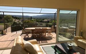 Tri-Residence Villa with Pool in Provence - Gargas, France