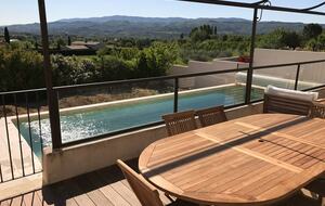 Tri-Residence Villa with Pool in Provence - Gargas, France