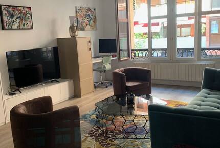 2 BD Apartment Close To Guggenheim - Bilbao, Spain