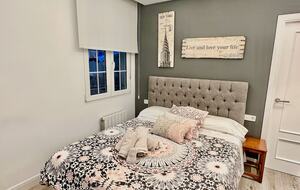 2 BD Apartment Close To Guggenheim - Bilbao, Spain