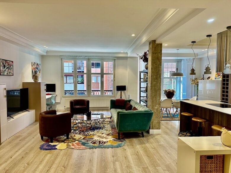 2 BD Apartment Close To Guggenheim - Bilbao, Spain