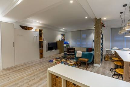 2 BD Apartment Close To Guggenheim - Bilbao, Spain