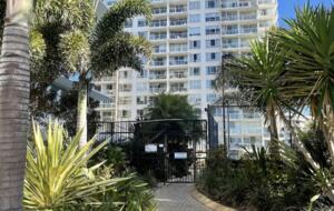 Stylish Apartment on Burleigh Heads Beachfront - Gold Coast, Australia