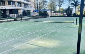 Stylish Apartment on Burleigh Heads Beachfront - Gold Coast, Australia