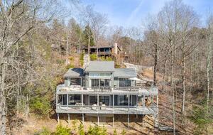 Lakeside Serenity - Lake Lure, North Carolina